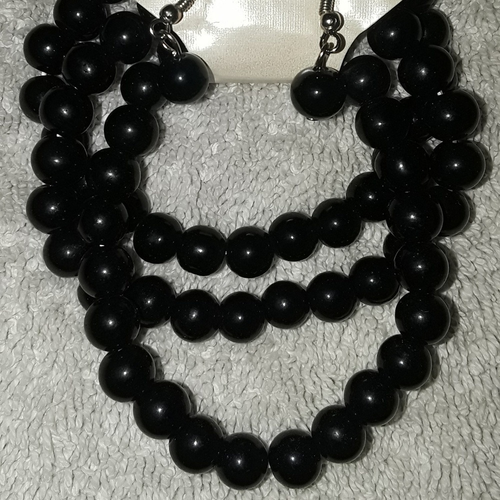 B Collection 3 black Bracelet and earrings